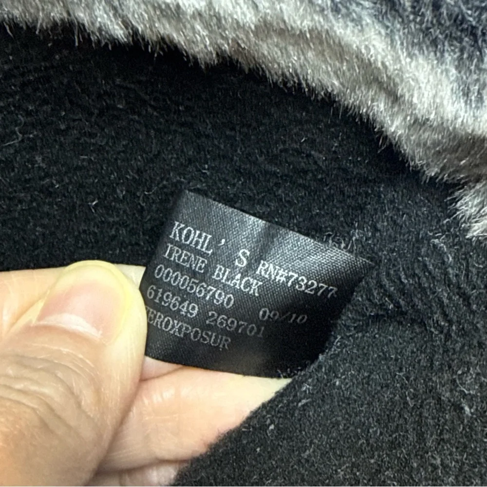 ZeroXposur Womens Irene Black Winter Boots w/ Faux Fur Trim sz 10M Outdoor Comfy